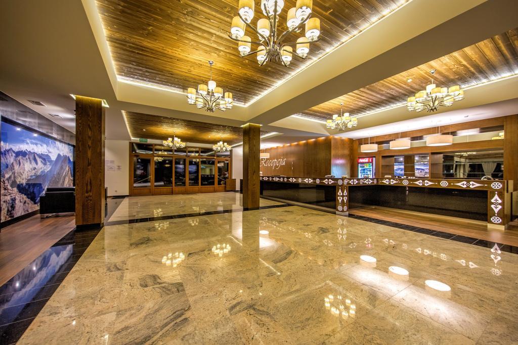 Grand Stasinda Bal Sylwestrowy Animacje Impreza Integracyjna Dwa Posilki Bogaty Bufet Baseny Kregielnia Grota Sauny Squash Silownia Place Zabaw Widoki 1000Mnpm Bukowina Tatrzanska Exterior photo